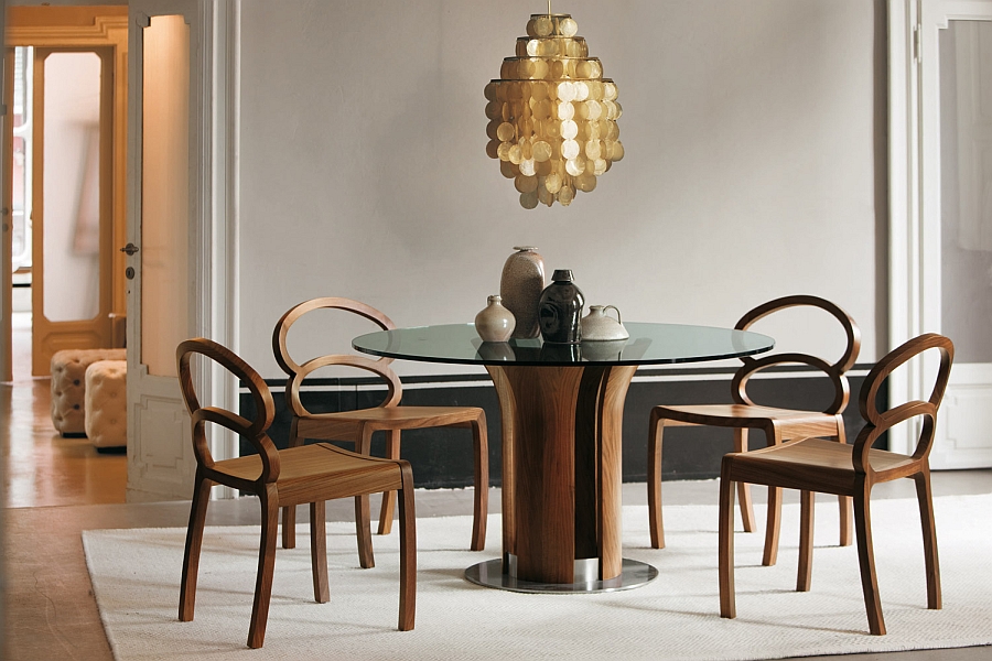 Modern dining table inspired by the form of the Tulip Table