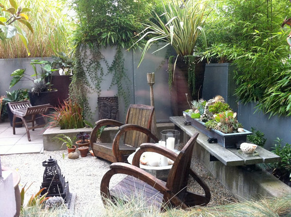 Small-space outdoor garden