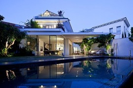 Exquisite 80s Home In Israel Gets A Grand, Modern Makeover!