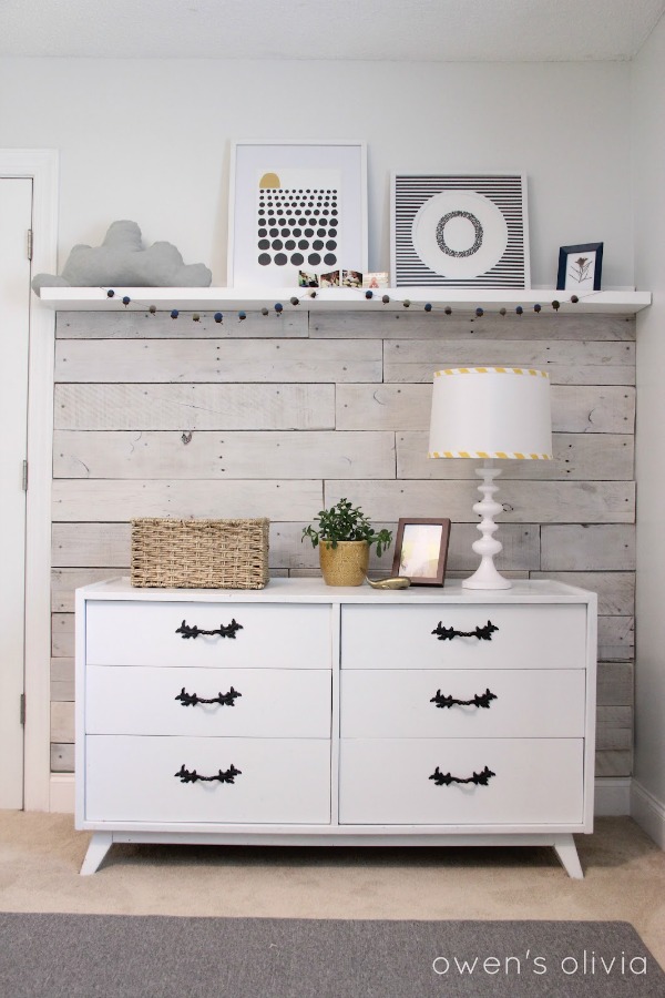 nursery floating shelf