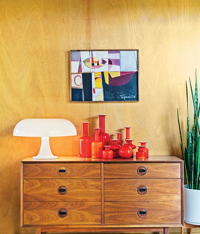 Beautiful wooden dresser with the Nesso Lamp