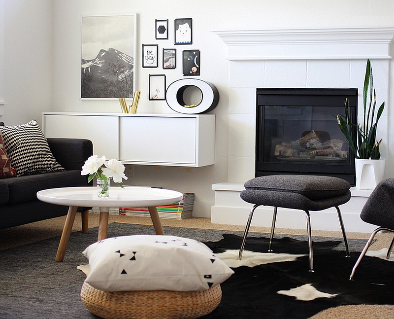 Combine various shades of black and dark gray elegantly in the living room