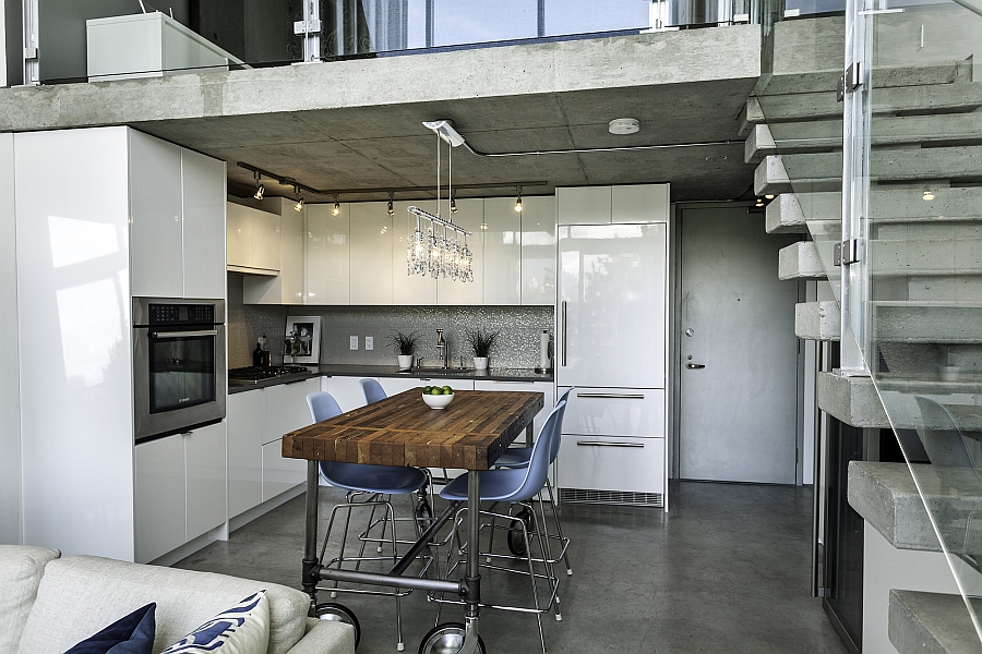 Contemporary kitchen with Liebherr fridge and top grade Bosch appliances