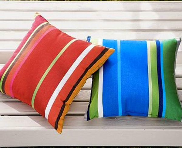 DIY outdoor pillow project