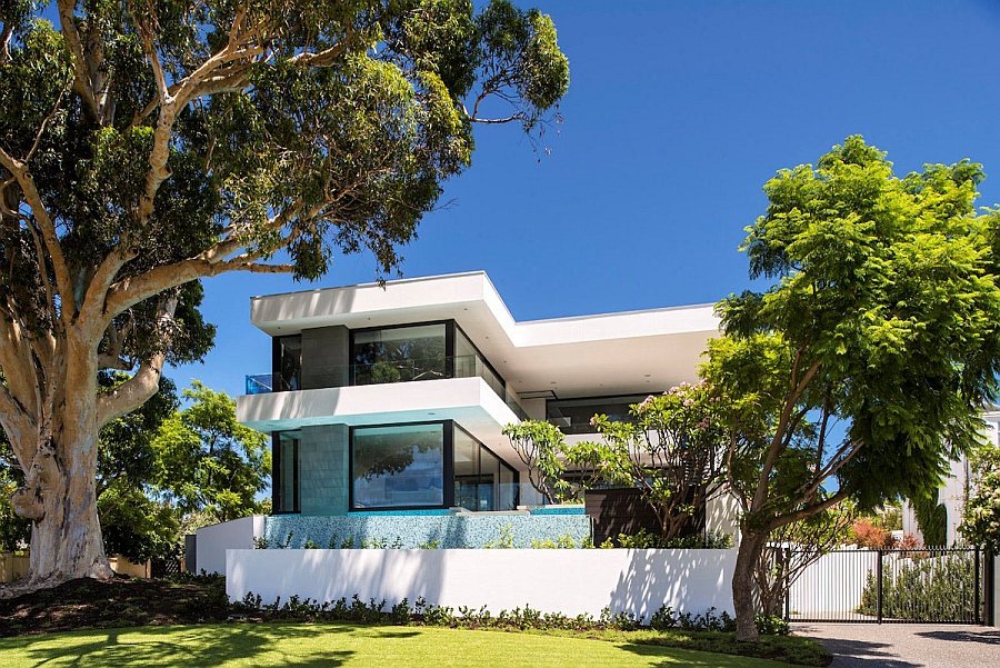 Front facade of the amazing Perth family residence