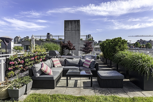 Terrace of the lovely Vancouver Apartment