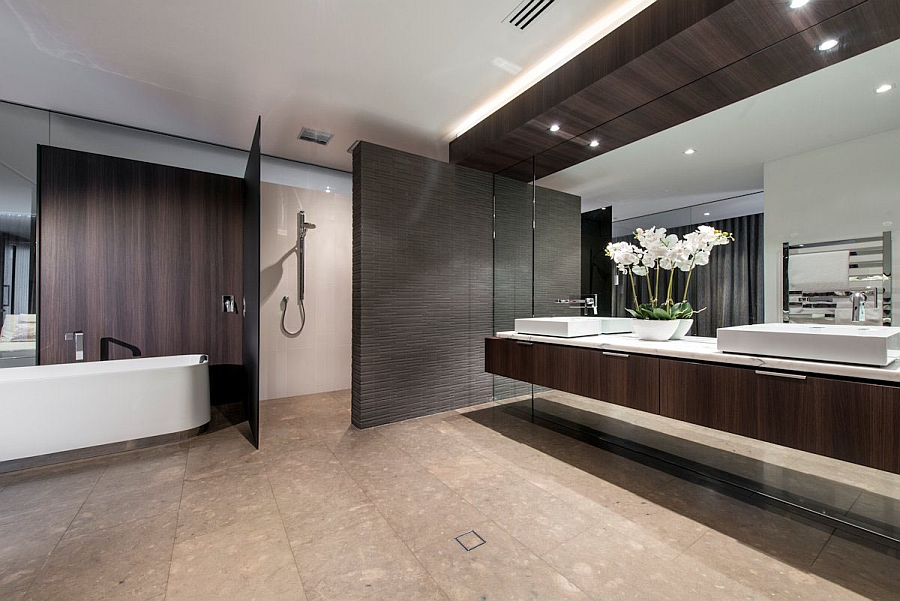 Textured wall in the spa-like bathroom at home