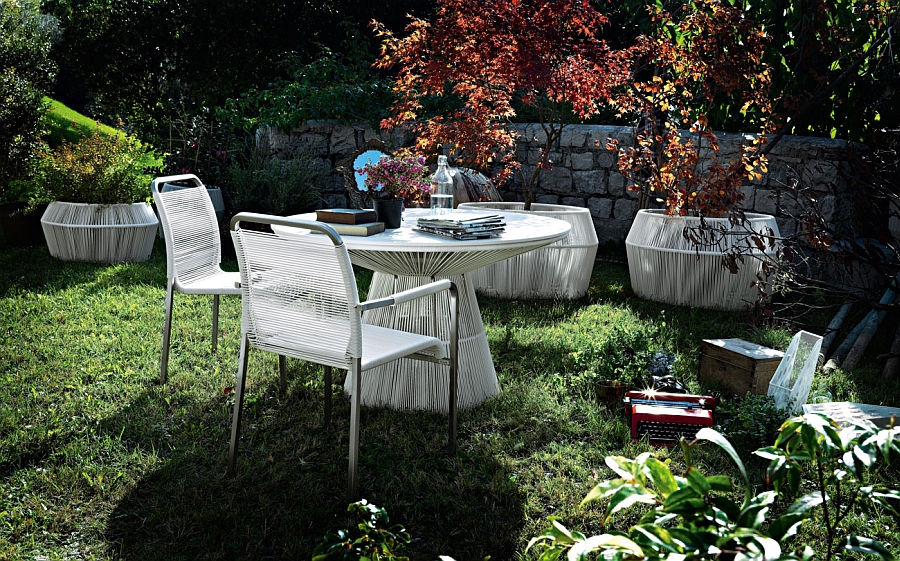 Tibidabo cocktail tables and dining set in white