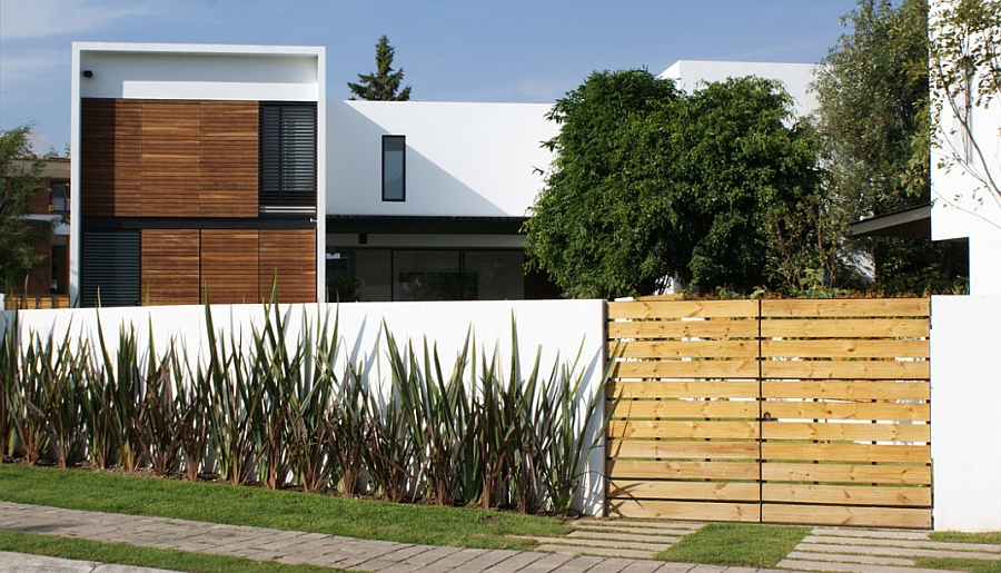 Wooden slats and natural canopy offer ample privacy