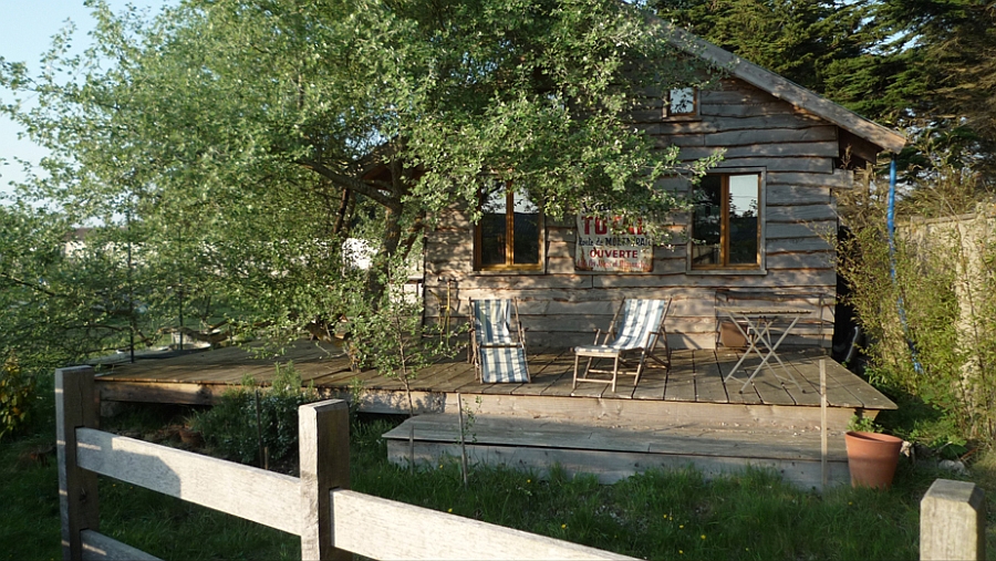 A relaxing view of the outdoor from the cabin in Normandy