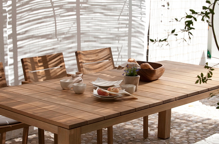 Closer look at the Fabulous KOS outdoor dining table in Teak