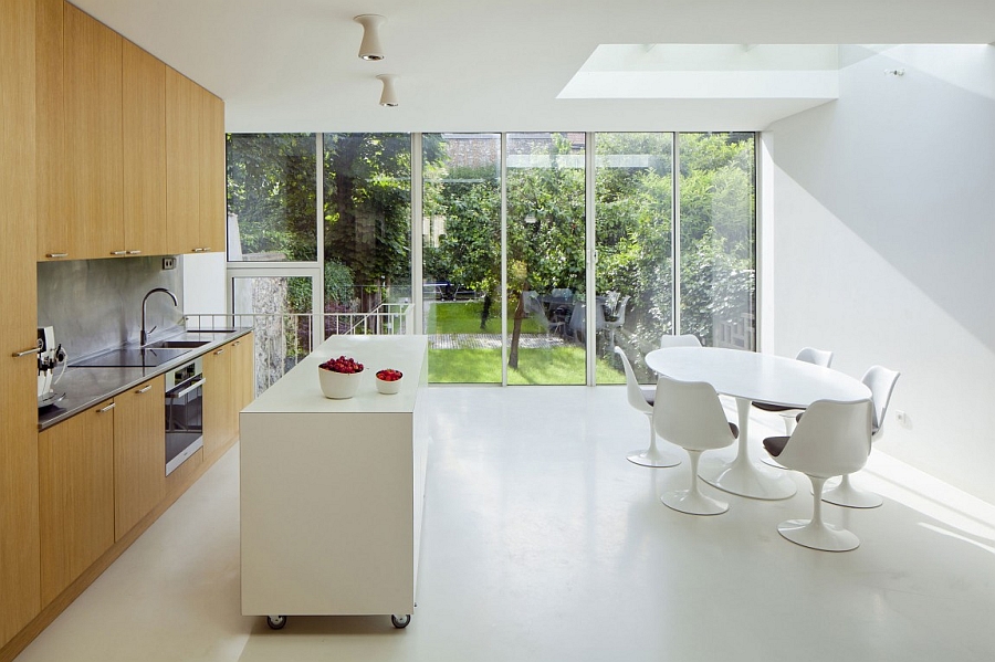 Contemporary mobile kitchen island in all-white