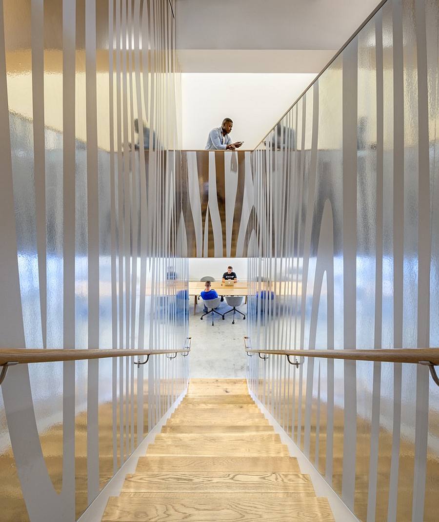 Exquisite interior of the Beats headquarters moves away from the prevalent design trends in CA