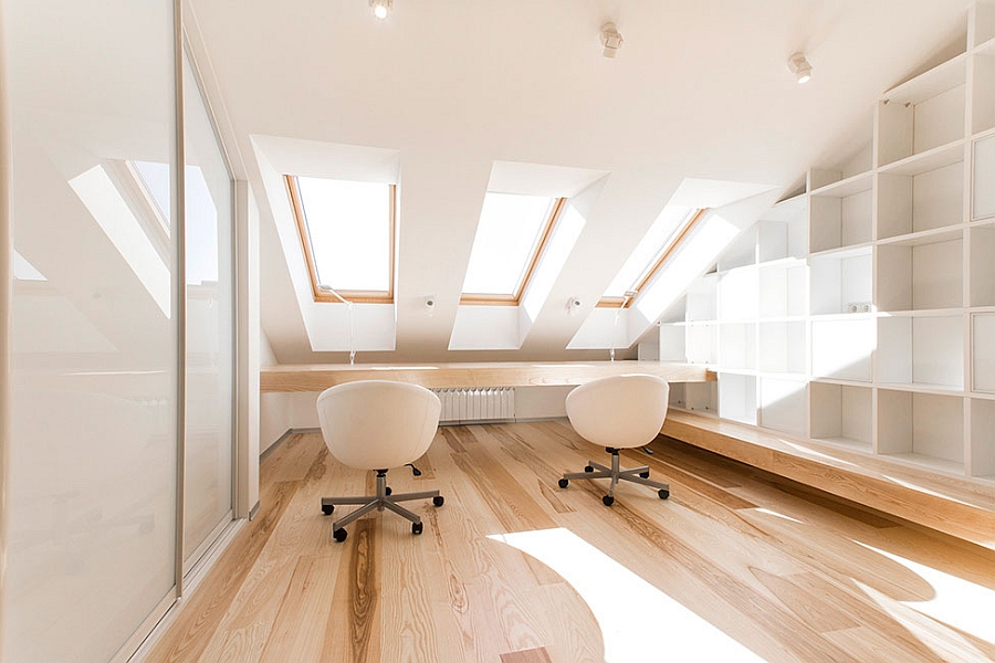 Home office with wonderful ventilation in the loft apartment