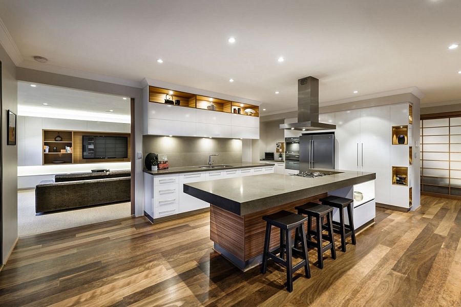 Sleek and elegant modern kitchen inw hite with a trendy design