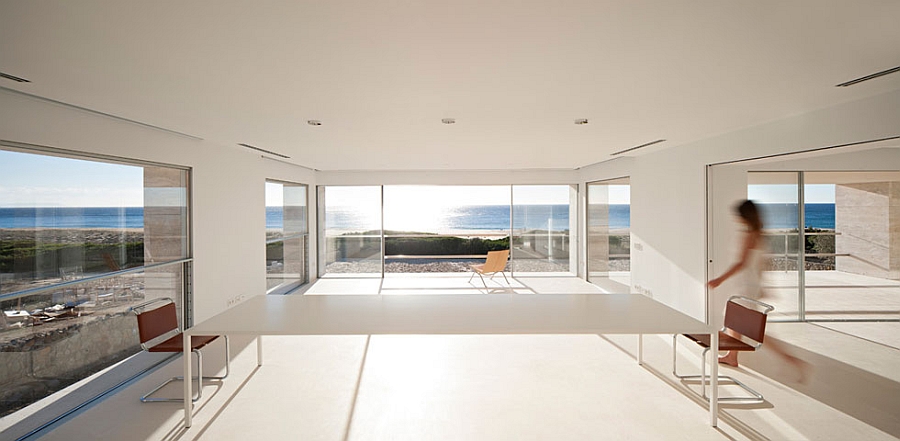 Spectacular home studio with majestc views of the Atlantic