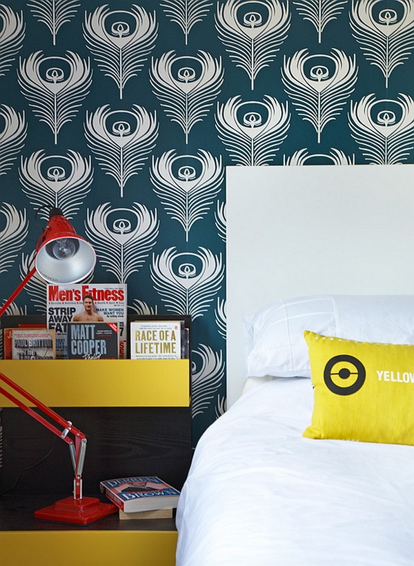 Wallpaper with a bold pattern in the modern bedroom