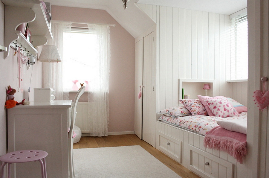 Beautiful bedroom makes smart use of the available space [Design: Holly Marder]