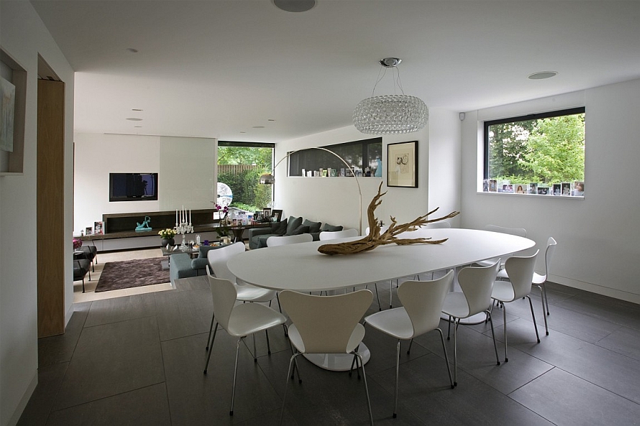 Contemporary dining area with the Caboche chandelier