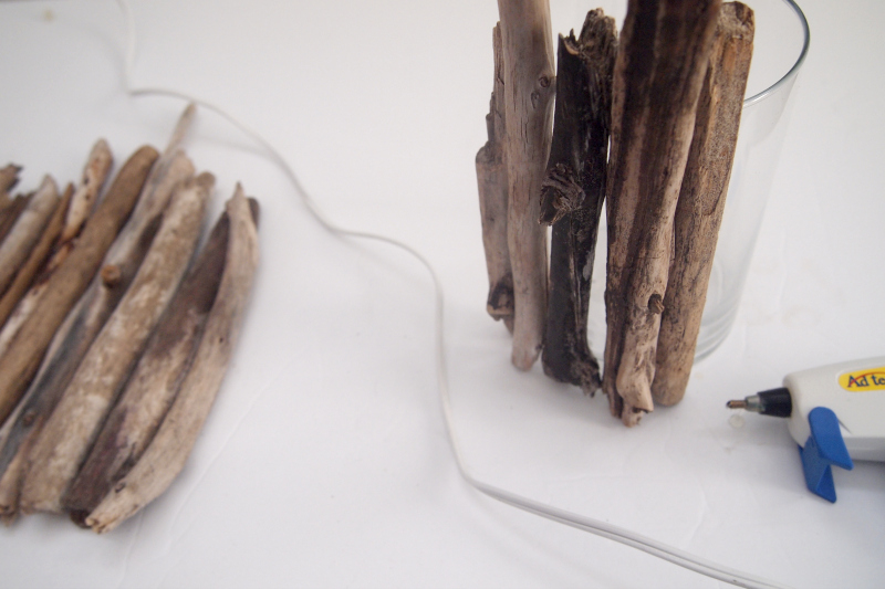 DIY Project - Shaping you own Driftwood Candleholder