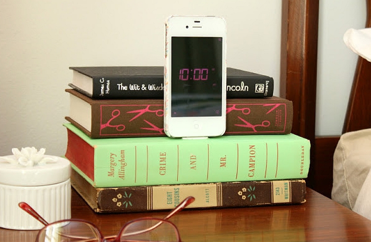 DIY Upcycled Book Charging Station