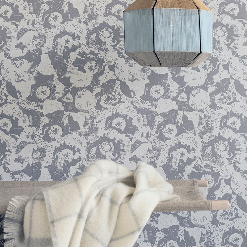Grey wallpaper in a modern home