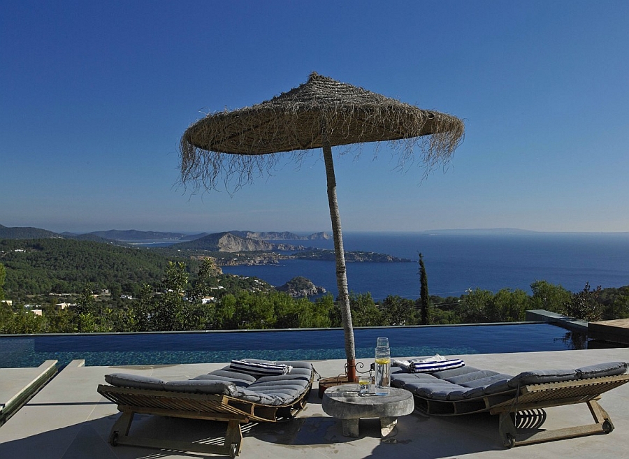 Infinity pool of the gorgeous retreat overlooking the Mediterranean Sea