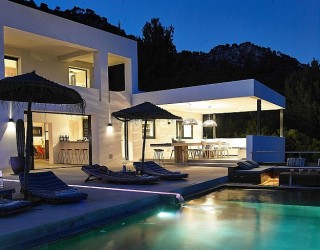 Sunny Retreat With Sensational Views: Ibiza Villa!