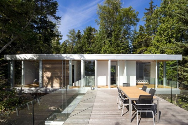 Beautiful wood and steel structure, with a cool outdoor terrace