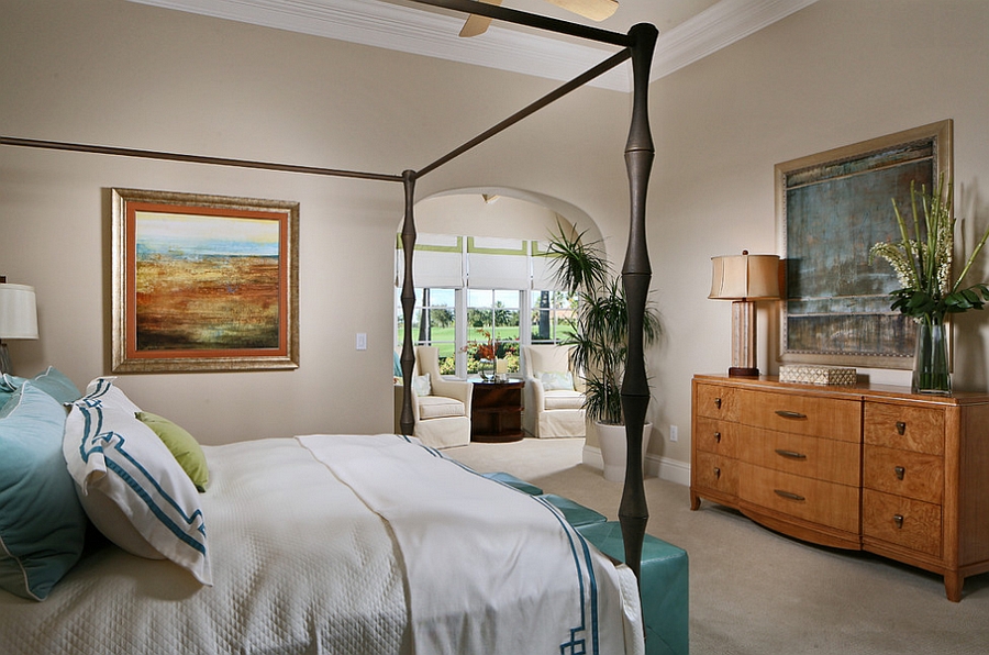 A blend of the classic and the modern in the stylish bedroom [Design: Romanza Interior Design]