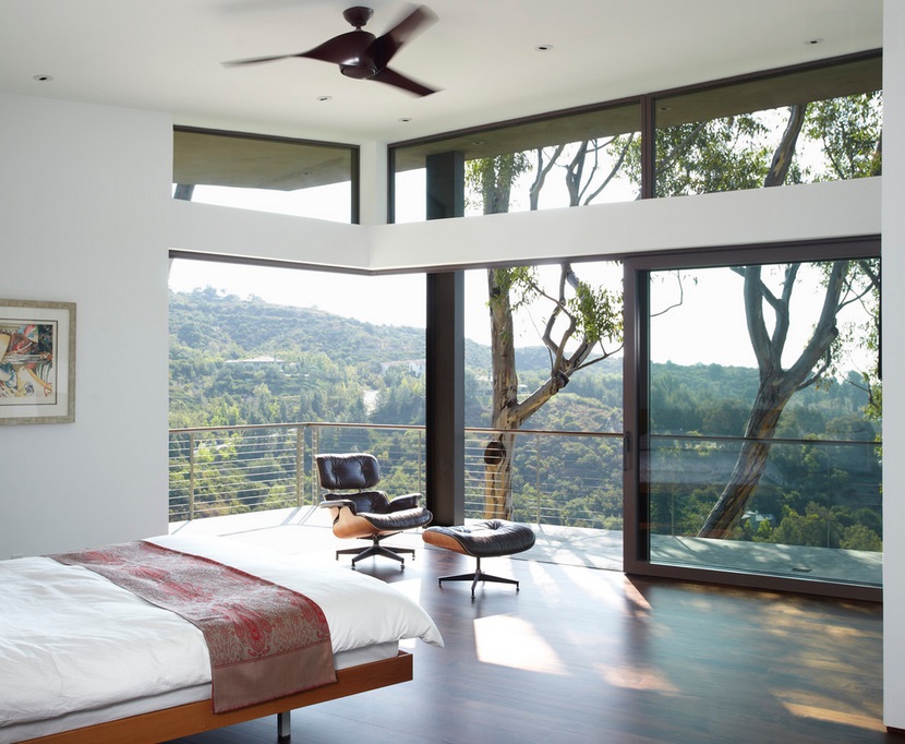 Bedroom with a view of the hills