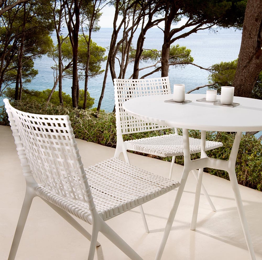 Branch small outdoor table in metallic white