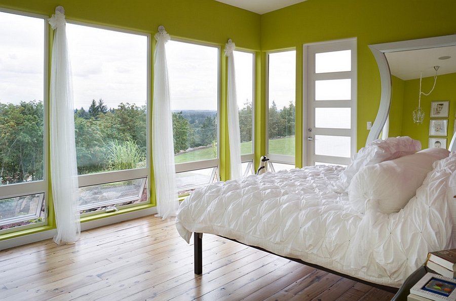 Colorful bedroom is a perfect cozy retreat for the fall and winter ahead! [By: Alan Mascord Design Associates]