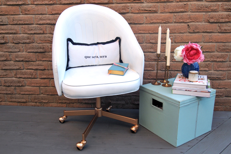 DIY Painted leather chair in white with gold base