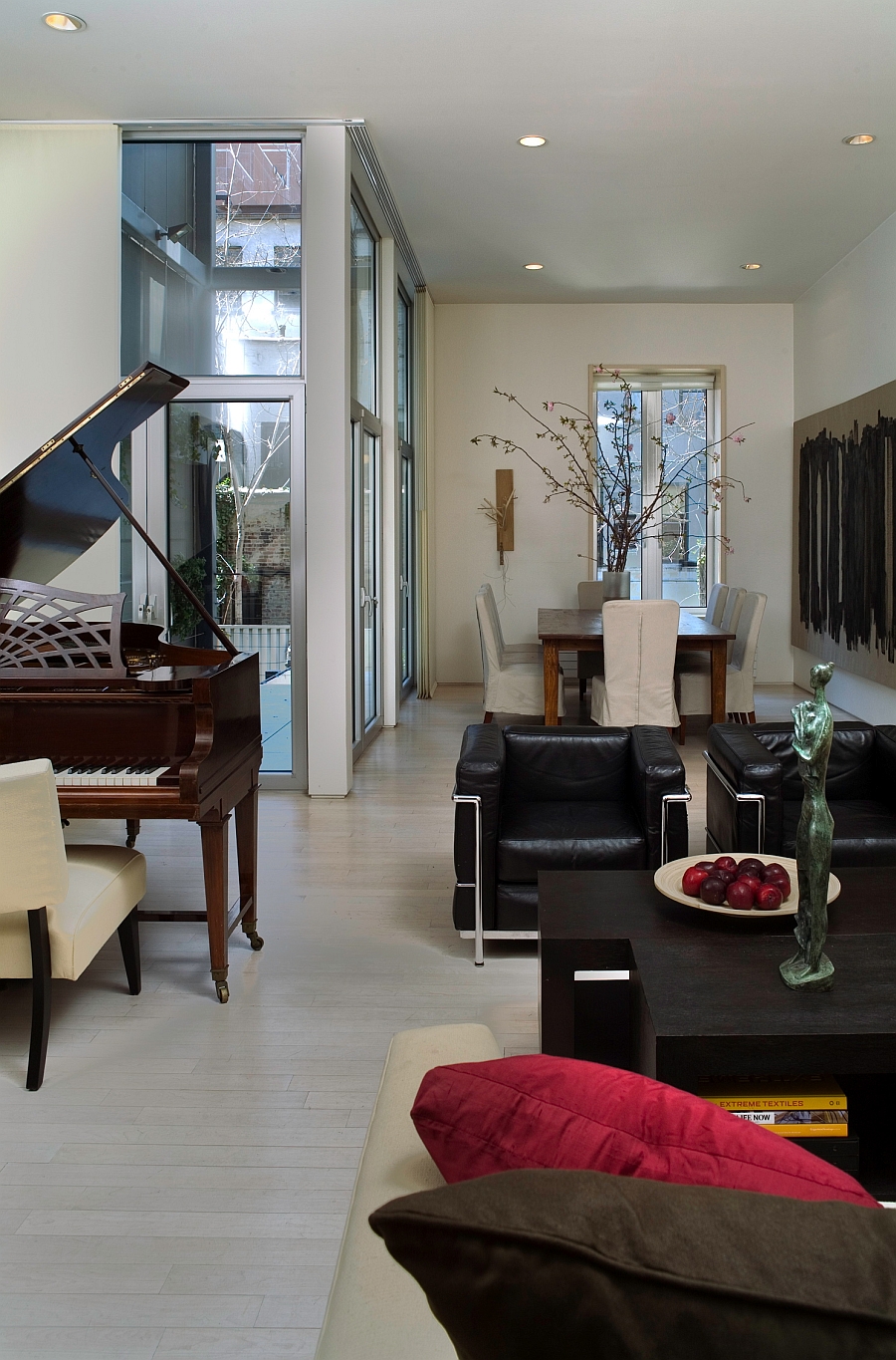 High ceiling gives the townhouse interior an airy appeal