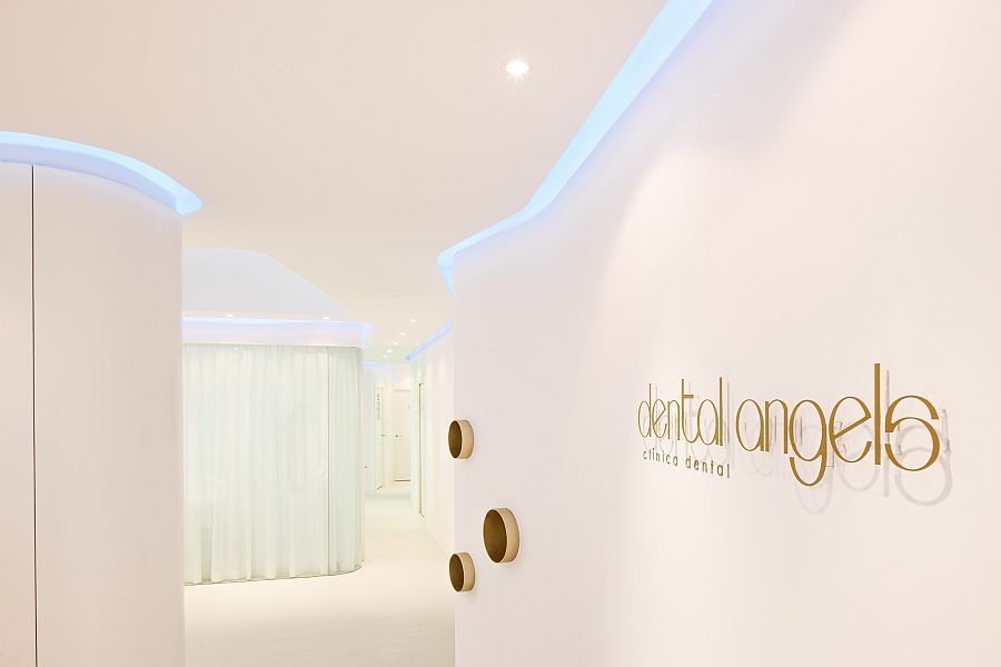 Hints of gold add glamor to the beautiful dental office