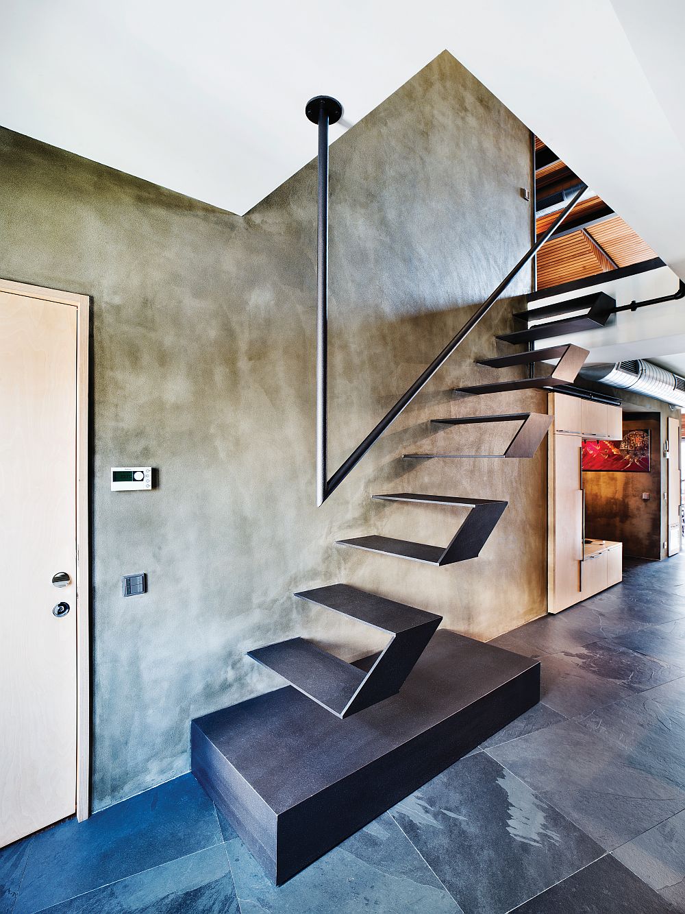 Innovative contemporary staircase design for the modern home