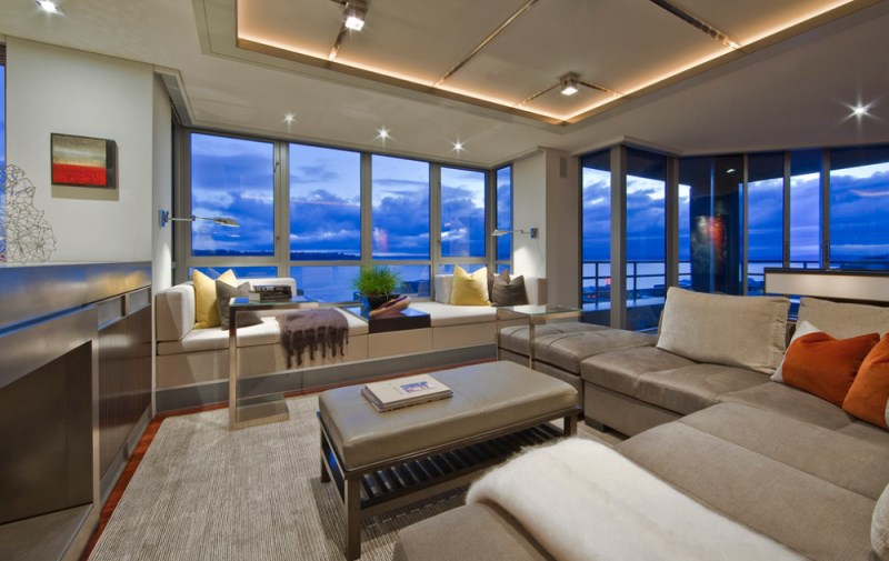 Living room window seat with a scenic view