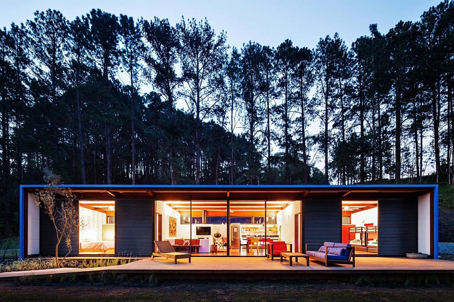Modular wooden holiday retreat with metallic cladding in Brazil
