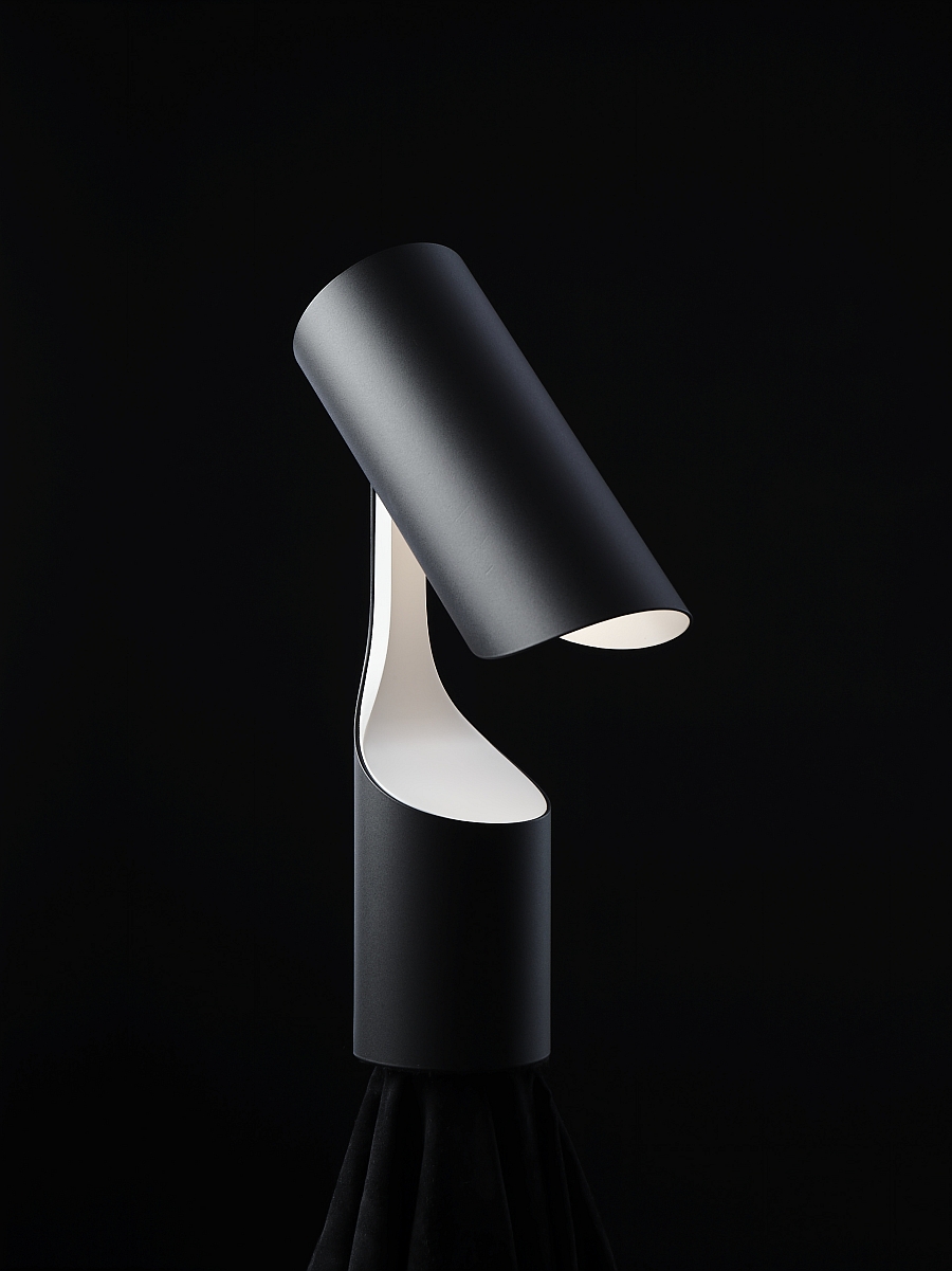 Mutatio Table lamp wins Design Awards 2014 Lamp of the Year Award