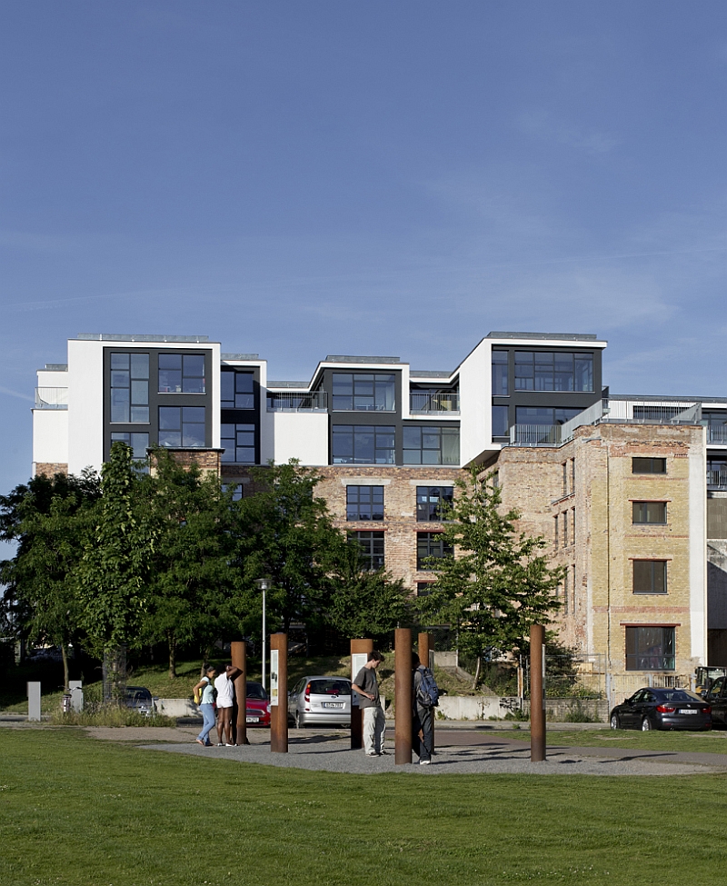 Stylish start-up campus in Berlin hosted by Google