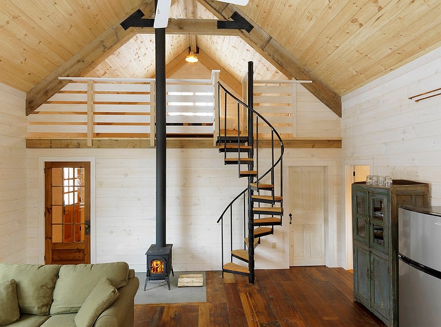 Beautiful blend of the rustic and the modern in the living room [Design: Joan Heaton Architects]