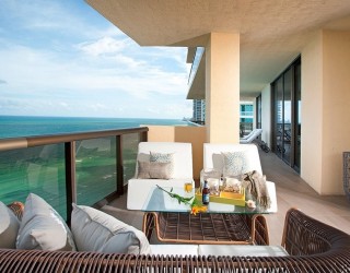 10 Amazing Porches With A Stunning Ocean View