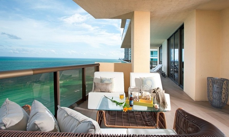 10 Amazing Porches With A Stunning Ocean View