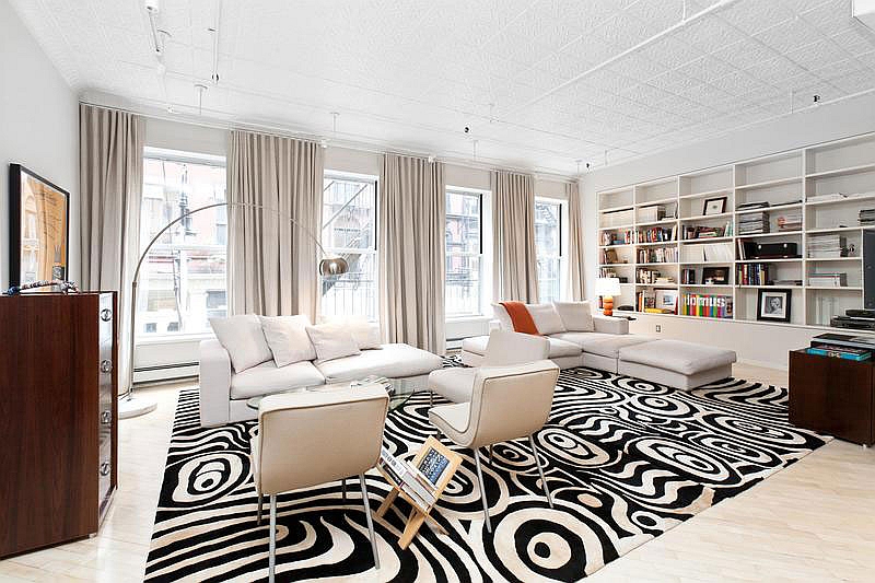 Chic Soho style living room in black and white