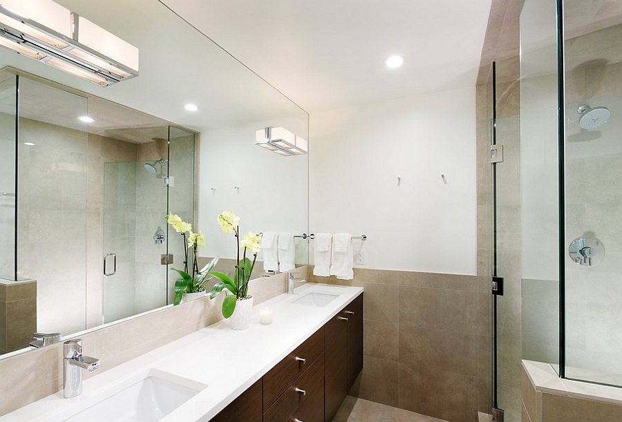 Contemporary bathroom makes smart use of limited space