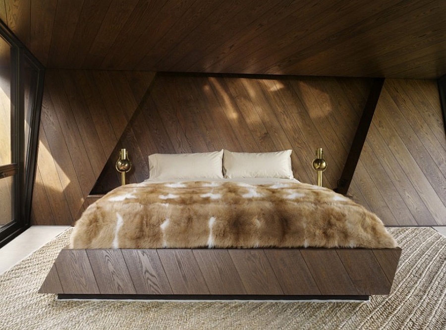 Cozy bedroom with a minimal design