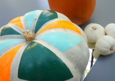 A DIY Pumpkin Decorating Idea | Decoist