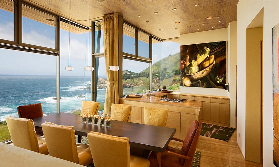 Dining room with warm and elegant color scheme [Design: Studio Schicketanz]