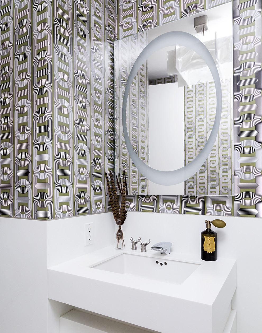 Geometric wallpaper in a New York City bathroom